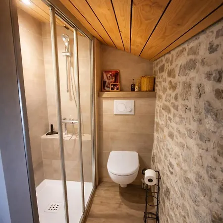 Hébergement de vacances Refuge Cosy Pour En Couple Pdf! De La Grosse Pierre